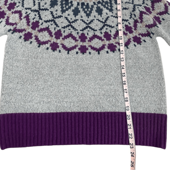 Tint & Shadow Women Petite M Fair Isle Sweater Gray Purple Crewneck Knit - Picture 4 of 8
